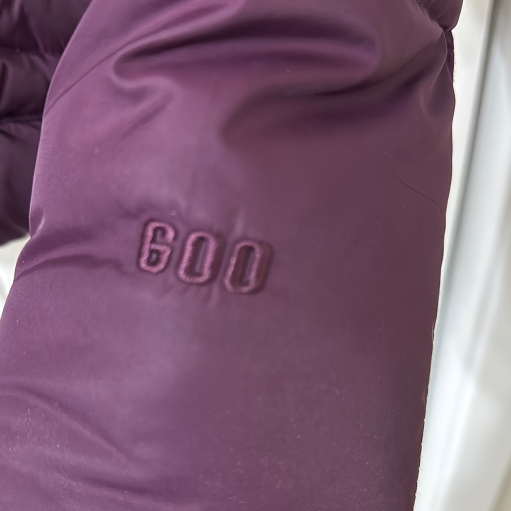 The North Face Women's Purple Puffer Jacket - Picture 8 of 8